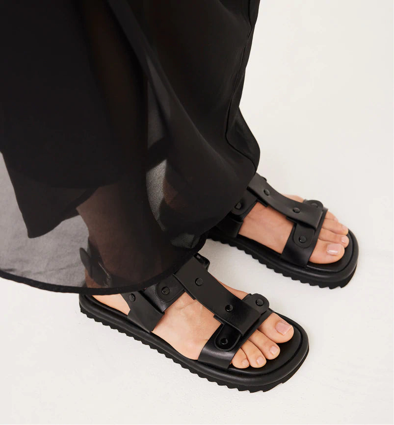 Juno Leather T-Bar Sandal | Black