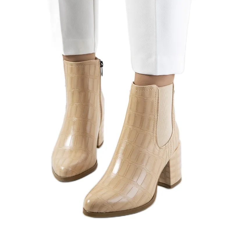 PA1 Beige Easthaven boots