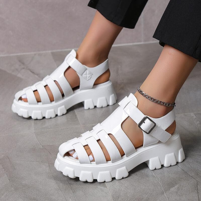 Round Toe Platform Sandals