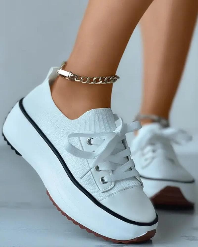 Solid Color Round Toe Platform Lace-up Sneakers