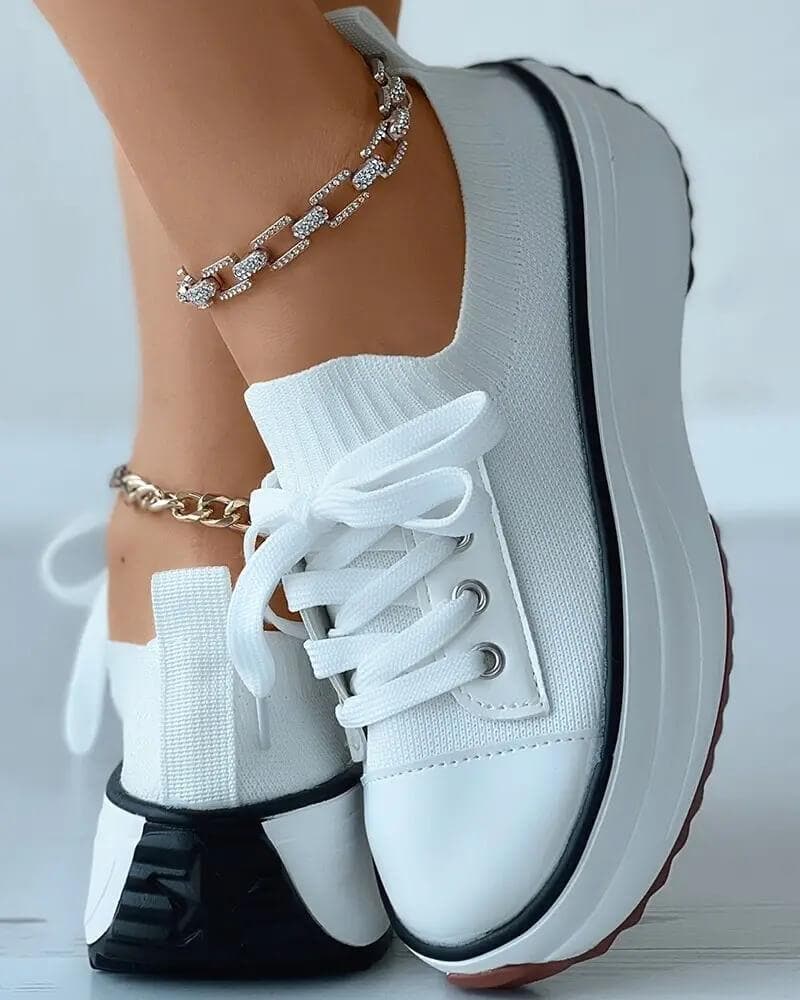 Solid Color Round Toe Platform Lace-up Sneakers