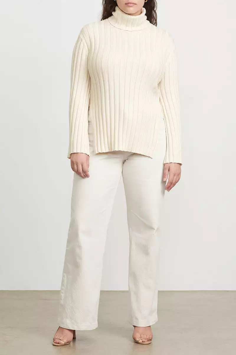 THE RIBBED TURTLENECK - IVORY