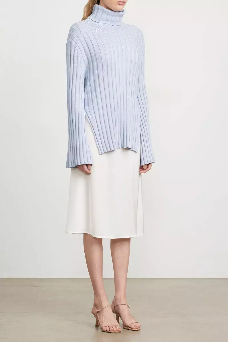 THE RIBBED TURTLENECK - IVORY